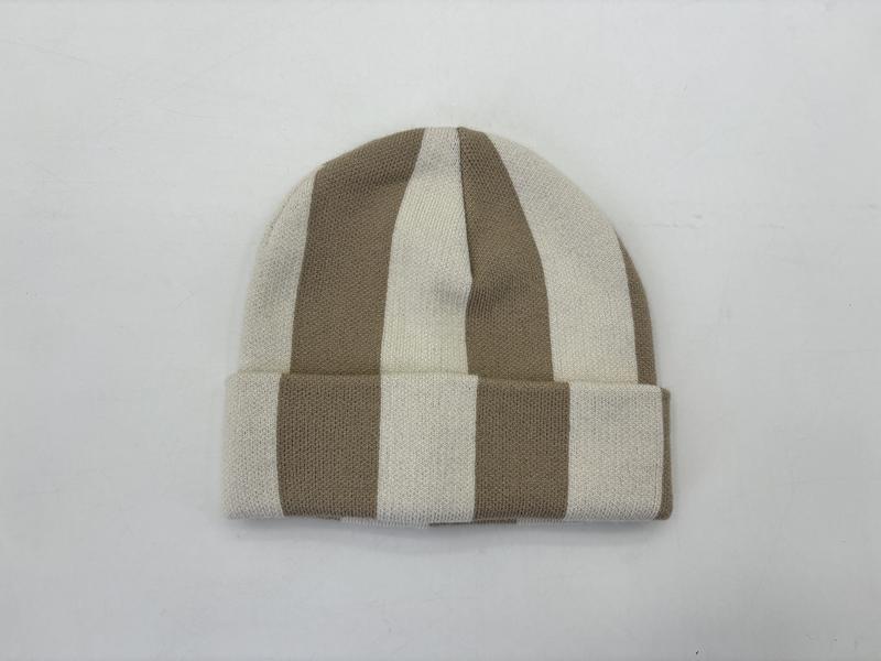 Bonnet côtelé revers à larges rayures verticales beige et crème
