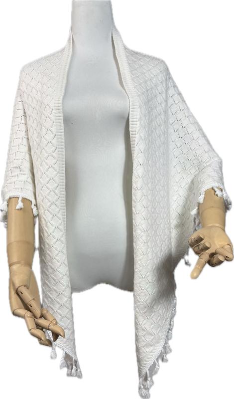 Cardigan ouvert blanc motif losanges en maille légère avec franges sur manches et ourlet