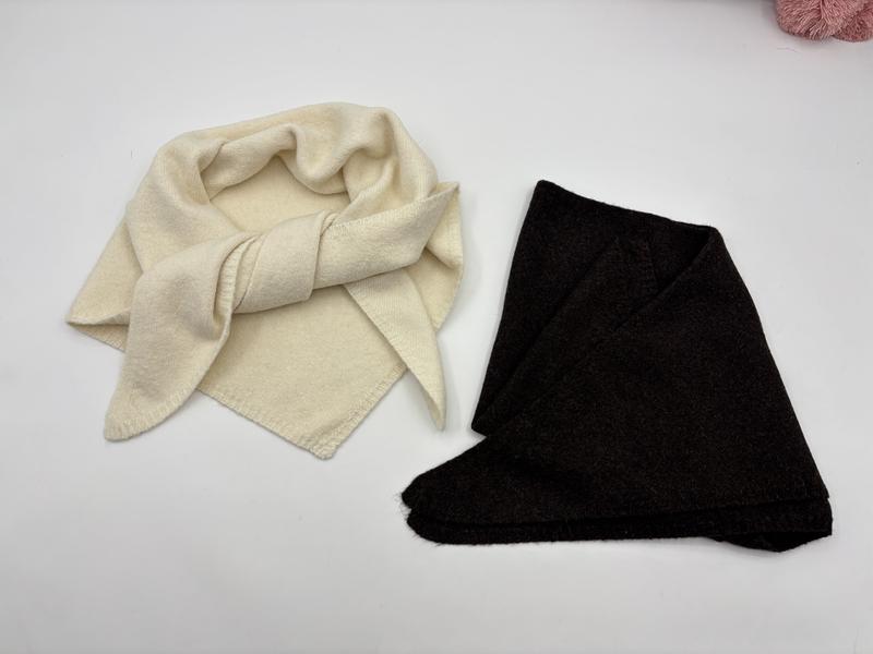 Accessoire hiver tricoté