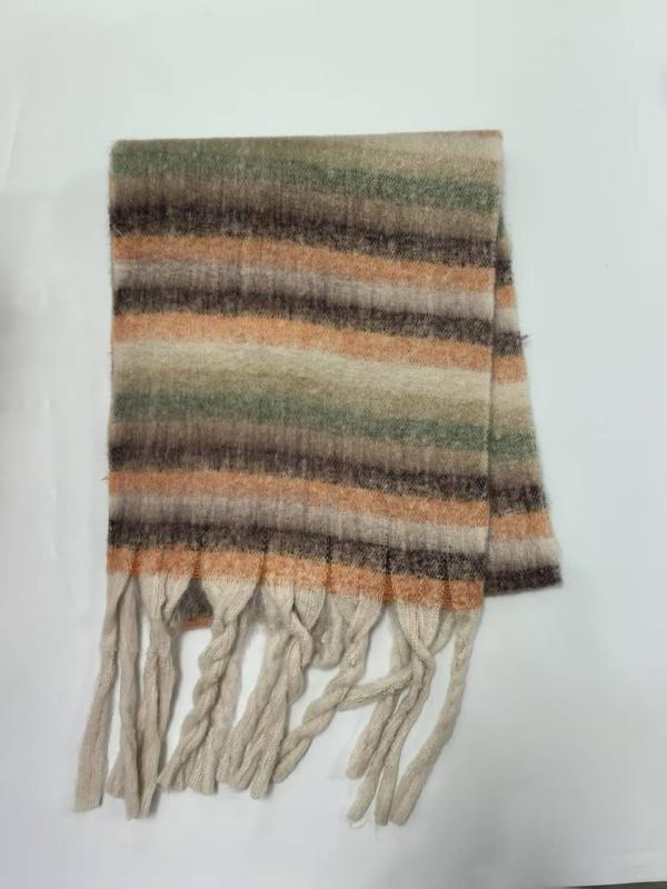 Écharpe rayée orange vert beige brun franges torsadées crème tons terre fond blanc automne