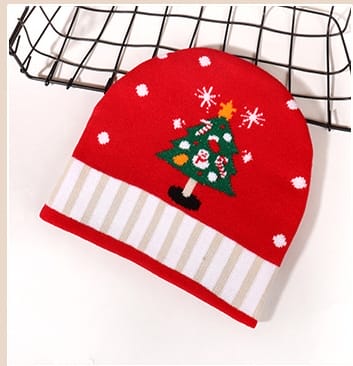 Bonnet d'hiver rouge en maille avec broderie sapin de Noël