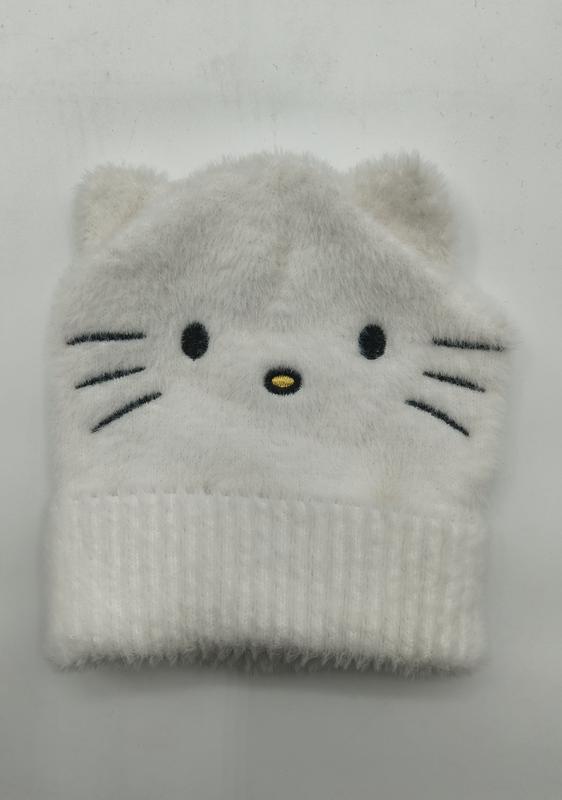 Bonnet tricot blanc moelleux avec oreilles de chat