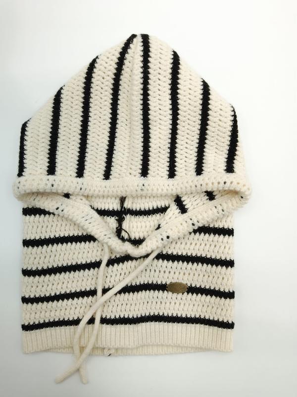 Sweat capuche crochet crème et noir rayé