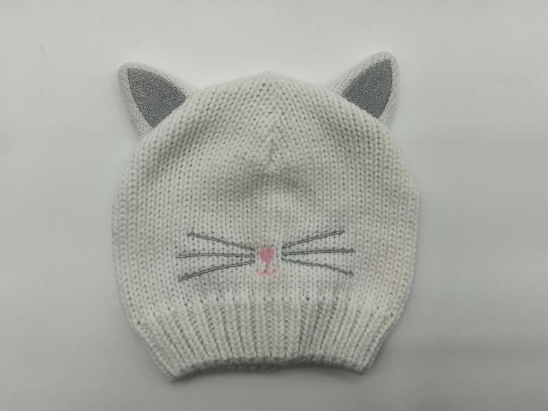 Bonnet bébé blanc chunky avec oreilles chat métallisées argentées