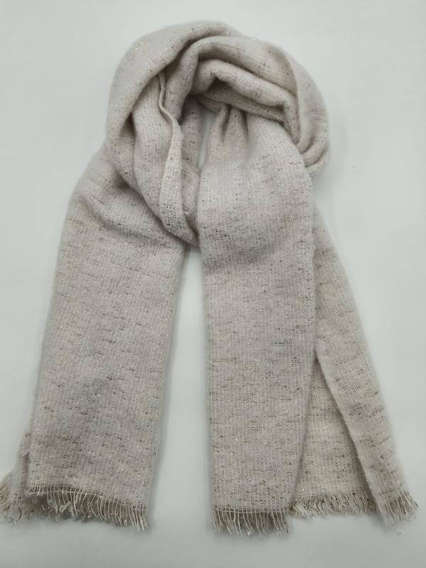 Foulard tissé beige ivoire avec broderies paillettes discrètes et frange délicate