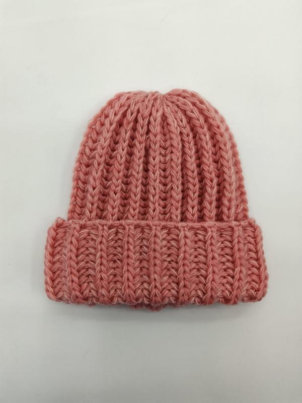 Bonnet côtelé chunky rose poudré à revers replié