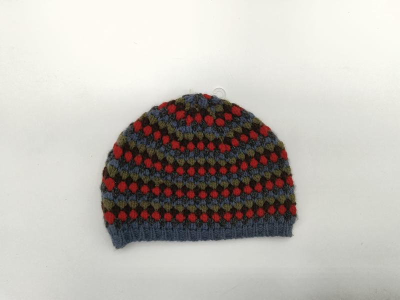 Bonnet tricot Fair Isle multicolore motifs jacquard bleu rouge kaki marron