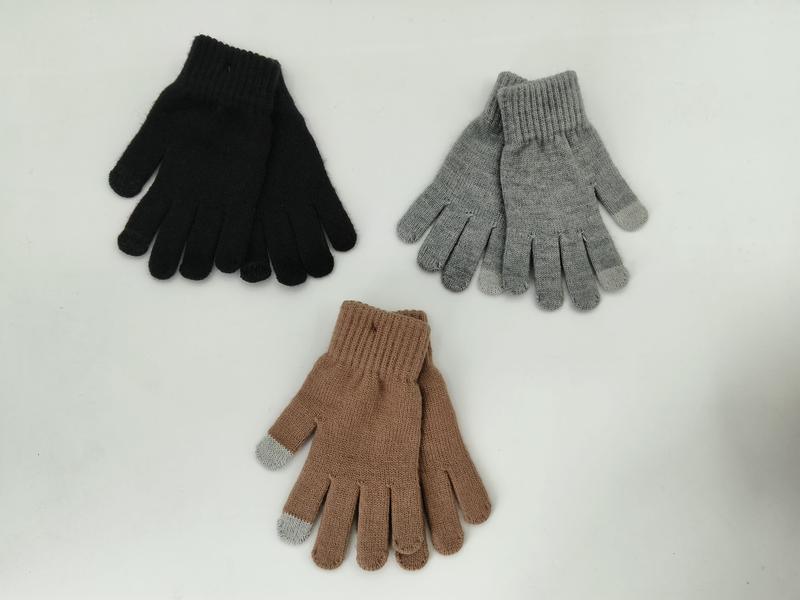 Trois paires de gants tricot compatible écran tactile en noir