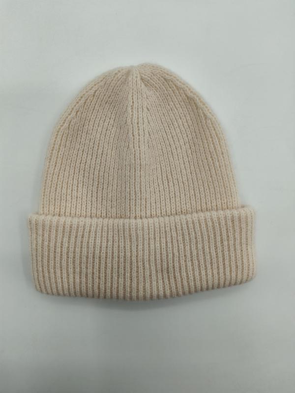 Bonnet beanie crème hors-blanc tricoté côtelé avec revers replié