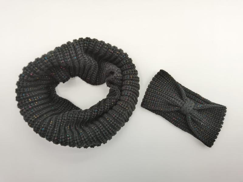 Snood infini grosse maille gris anthracite avec fils métalliques lurex arc-en-ciel et bandeau nœud assorti