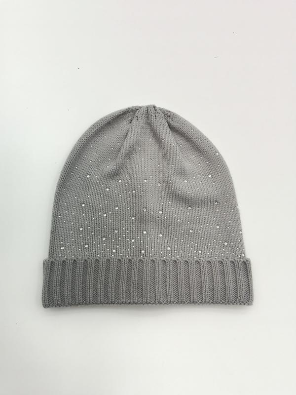 Bonnet gris côtelé avec rebord replié orné de strass cristal scintillants