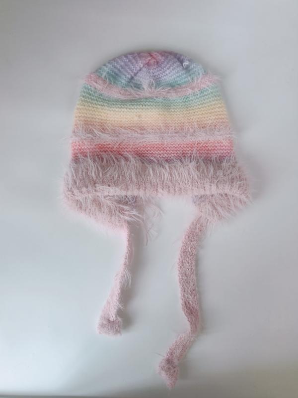 Bonnet bébé tricoté main rayures pastels avec bordure en laine eyelash rose et longs liens