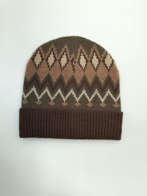 Bonnet tricoté jacquard motif Fair Isle losanges et zigzag marron